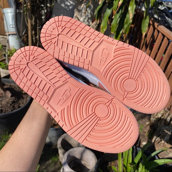 Nike Jordan 1 Mid Pink Quartz - Picture 12 of 16